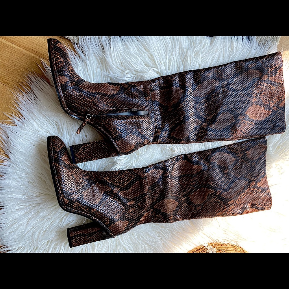 Zara Snake-print faux leather boots